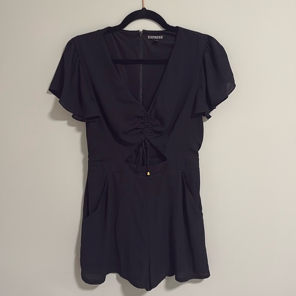Express romper with center cut out - Picture 1 of 1